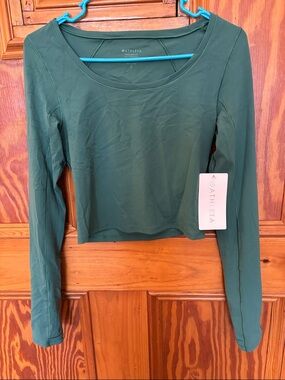 Athleta Forest Green Transcend Long-Sleeve Crop Top